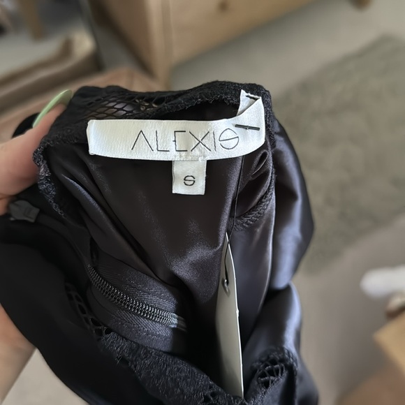 Alexis lace black romper - Picture 3 of 3